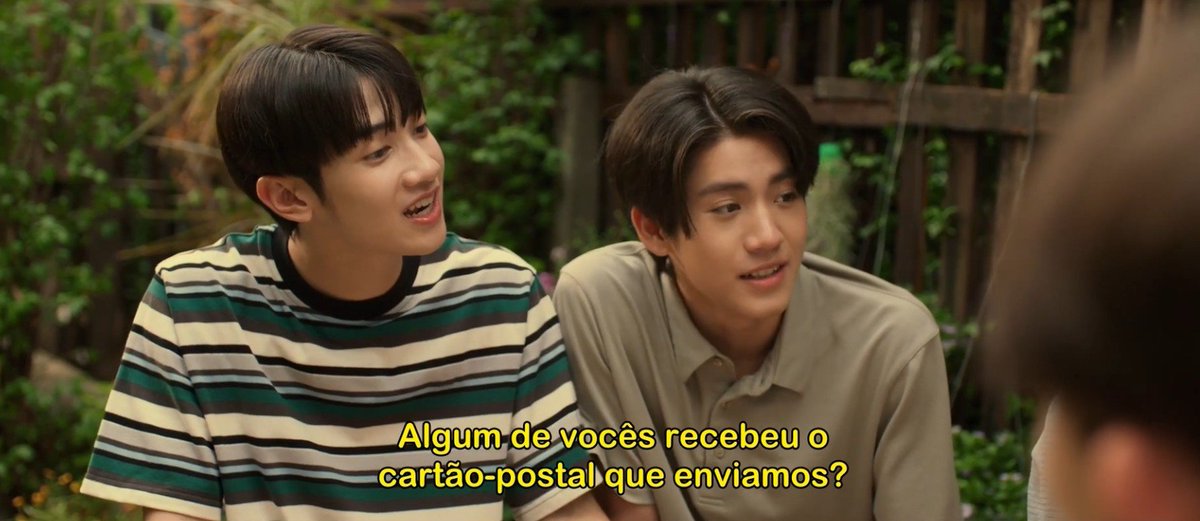 binhirunwoo's tweet photo. o august: como assim mona? não era pra enviar para pessoas fora do grupo? 

mal sabe ele que os casais mandaram o cartão pra eles mesmos kkkkkkkkkkkkkkk o pobi sempre sendo o solteiro do grupo 

TONSOM 10TH EPISODE #WhenOrangesFallEP10 https://t.co/jFlZPdOB5u