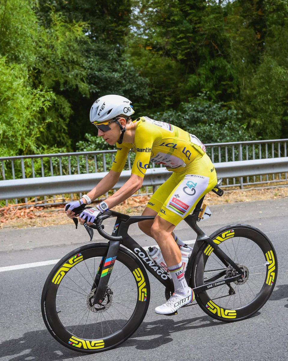 Arcalis1997's tweet photo. Tadej Pogačar 📸 by Charly Lopez

#TourDeFrance #Stage11 https://t.co/kXgqdYvtXh