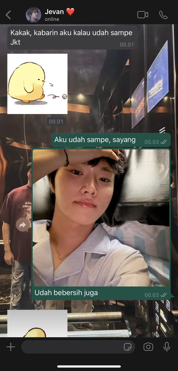 enoughjiseok's tweet photo. Siapa bilang #Jujev sampe Indo langsung satu atap lagi? Ketahuan living together sama Ayah (yang ternyata selama ini belum tau), terus si kakak disidang habis-habisan lah. 😹 https://t.co/KHK1r10LoO