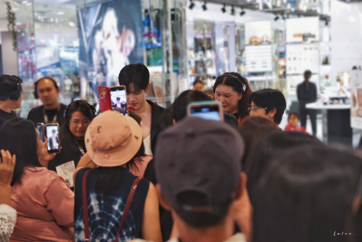 lalinsra77's tweet photo. @beebo_JB ที่เห็นคนมีแค่นี้ ที่เหลือคือไม่ชัดไม่สวยแล้วค่ะ 🥲 https://t.co/Dc6IBJpADU