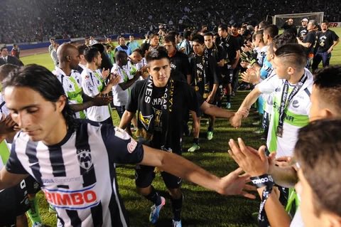 elgera0404's tweet photo. No sé cuál elegir…. https://t.co/3CQGSsEu8F