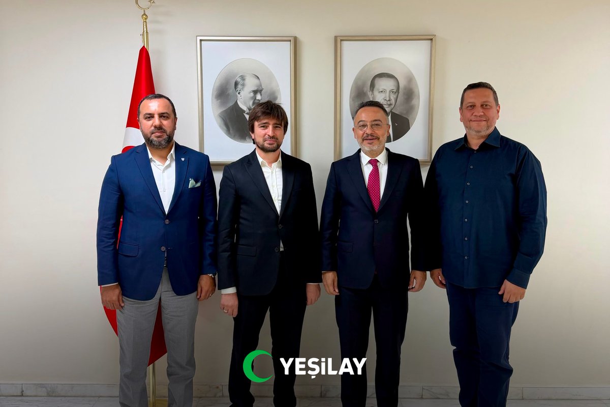 YesilayKurumsal's tweet photo. Yeşilay Genel Başkan Yardımcısı ve Uluslararası Yeşilay Federasyonu Genel Sekreteri Büyükelçi Dr. Mehmet Güllüoğlu, beraberindeki heyetle birlikte Suriye’de Türkiye Cumhuriyeti Şam Büyükelçisi Sayın Nuh Yılmaz’ı ziyaret etti.

Gerçekleştirilen görüşmede, bölgede bağımlılıkların önlenmesi ve tedavisine yönelik iş birliği imkânları ile ortak çalışma alanları ele alındı.