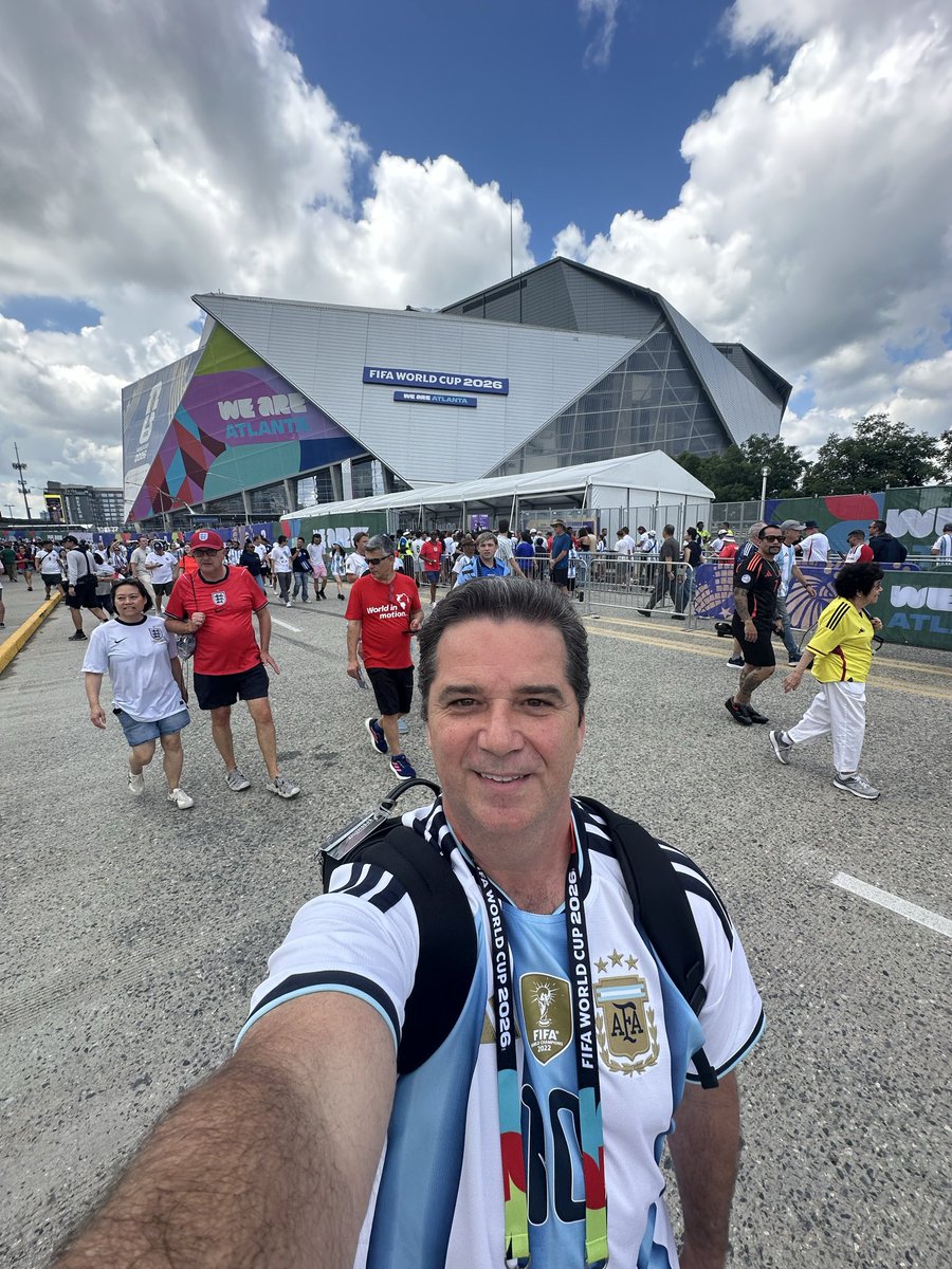 aagulla_TV's tweet photo. Argentina vs Inglaterra
VAMOS!! https://t.co/5kINMLhpoD