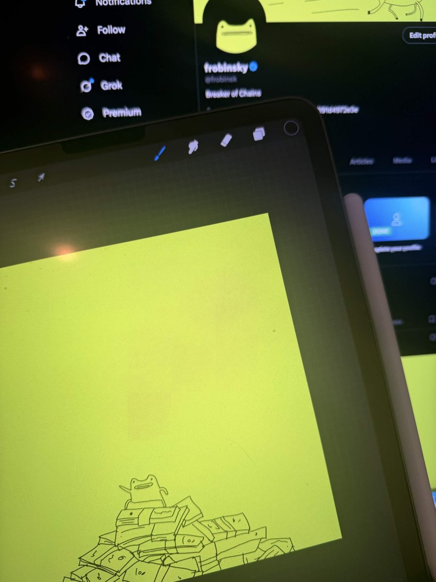 frobinsk's tweet photo. no AI btw, hand drawing everything https://t.co/VqyR7DwPrF