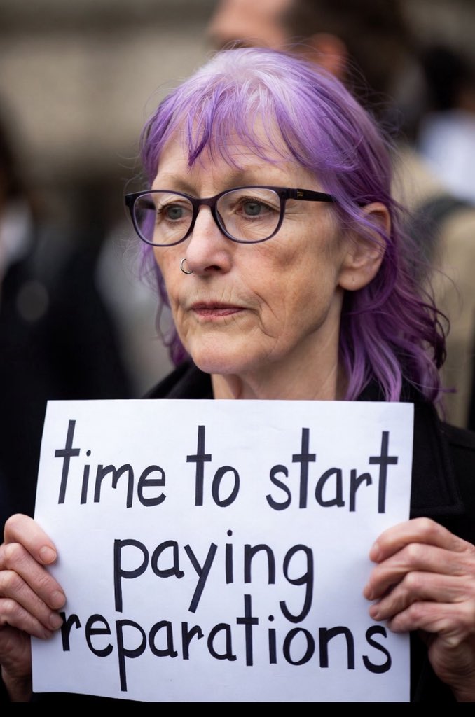 TrumpsHurricane's tweet photo. What’s your response to this liberal woman ?? https://t.co/EH8wHUs3fu