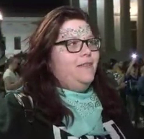 libsoftiktok's tweet photo. Pro-lifer protesting at an abortion clinic? 4 years and 9 months in prison

Indian illegal kiIIs three Americans? 4 years and 8 months in prison

Two-tier justice system https://t.co/5INQHSfiGE