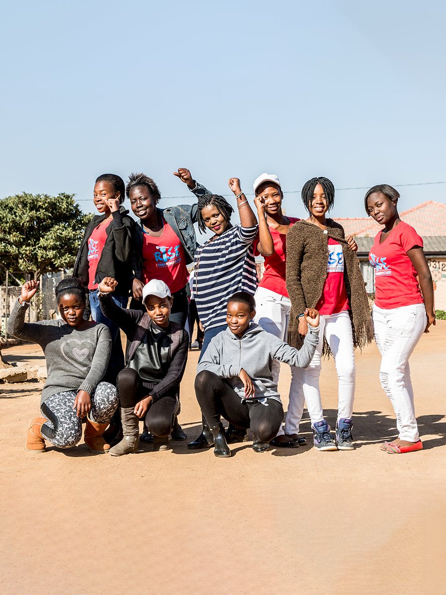 RED's tweet photo. Youths are calling for power, partnership, and participation. By investing in the @GlobalFund’s Community Engagement Strategic Initiative, (RED) partner @MSDInvents supports community-led youth programs, letting young people participate in health dialogues.

📸 @JonxPill https://t.co/7knRo1TJVC