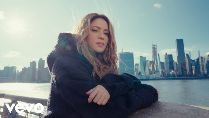 _cassinese's tweet photo. 🚨Shakira y la FIFA anuncian US$500.000 para reconstruir escuelas en Venezuela tras el terremoto🚨

Pero hay preguntas que casi nadie está haciendo:

¿Esta crisis educativa es reciente? 
¿Se soluciona solo reconstruyendo escuelas? 

Veamos en este #hilo👇