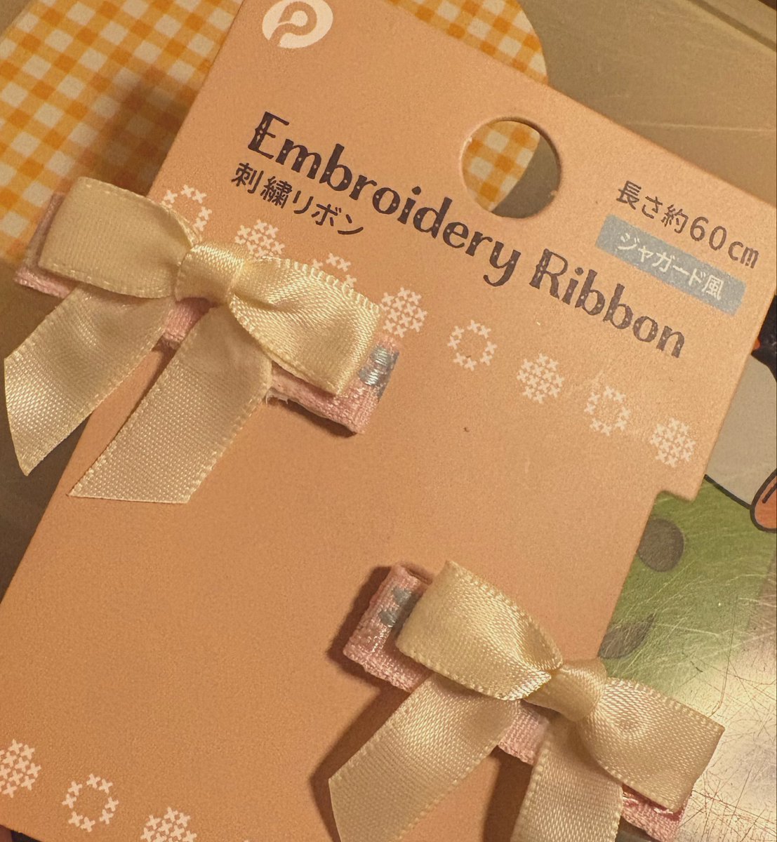 yes_milkman's tweet photo. 元顧問のﾍﾞｲﾋﾞｰちゃんが1歳の生誕祭を迎えるらしいのでよなよなヘアピンつくってたぜい。すこやかに生きよ https://t.co/19932AKcD9