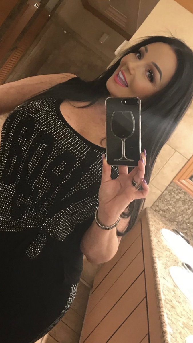 CharleneLoveLV's tweet photo. Plot twist… I behaved….
Probably 😉🖤 

#LadyLuckVegas #PlotTwist #VegasVibes https://t.co/Ba025peiJv