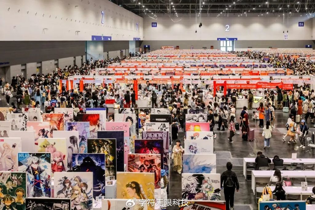 xiaoyuz1's tweet photo. Just had the absolute best time at this year’s comic con! Met amazing creators, scored sick exclusive merch, and screamed along with fellow fans to our favorite scenes—total nerd paradise ， https://t.co/zoF1jT8MCD