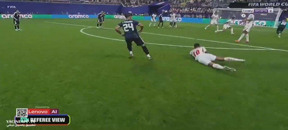 MascotKenechi's tweet photo. 86' Enzo Fernández scores!

England 1-1 Argentina https://t.co/zUqvXbXPUX