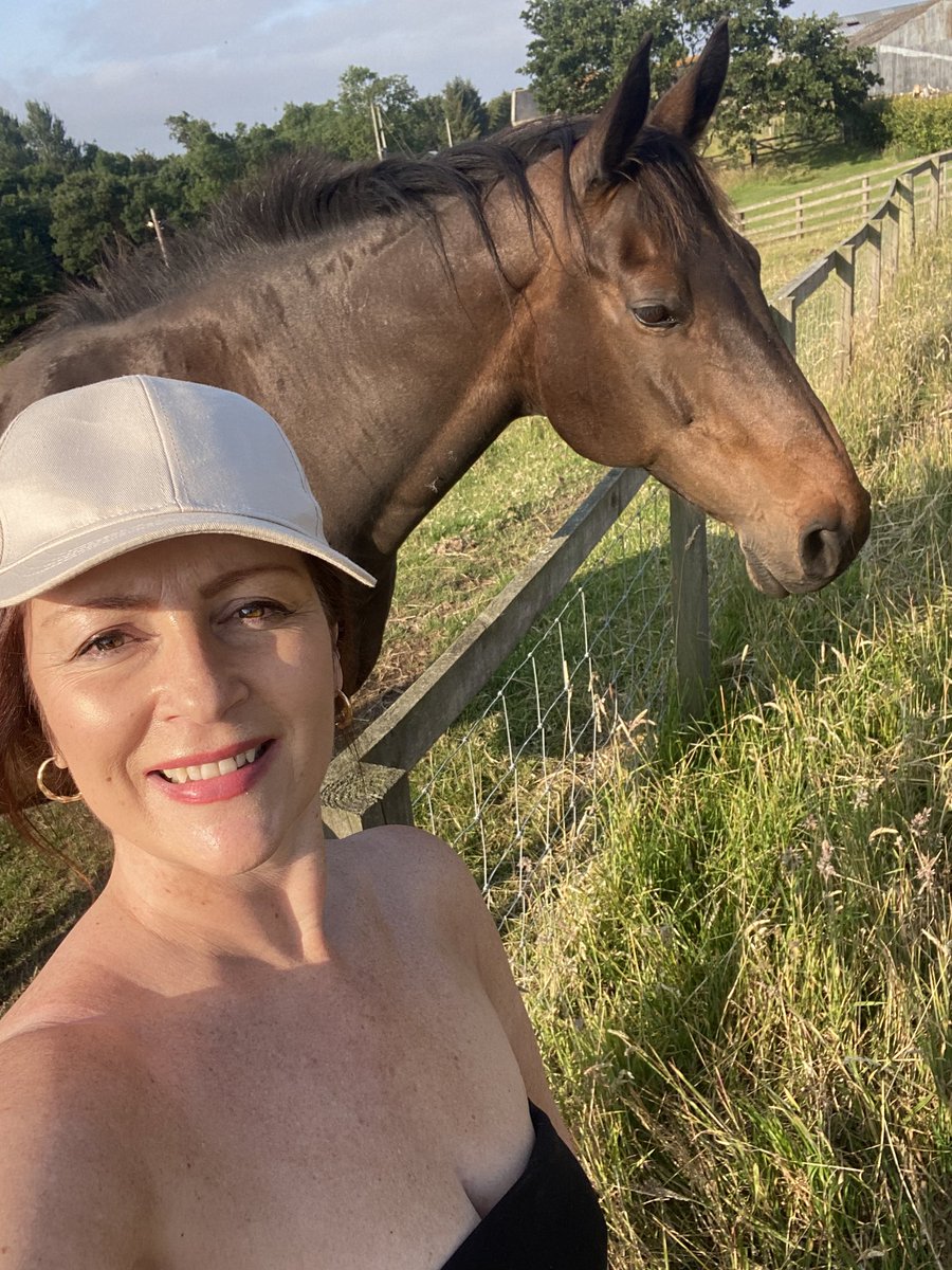 lottyleeming's tweet photo. Is football coming home cos I’m in a field in Northumberland with a horse and no TV! Come on #england https://t.co/F15igt8Djc