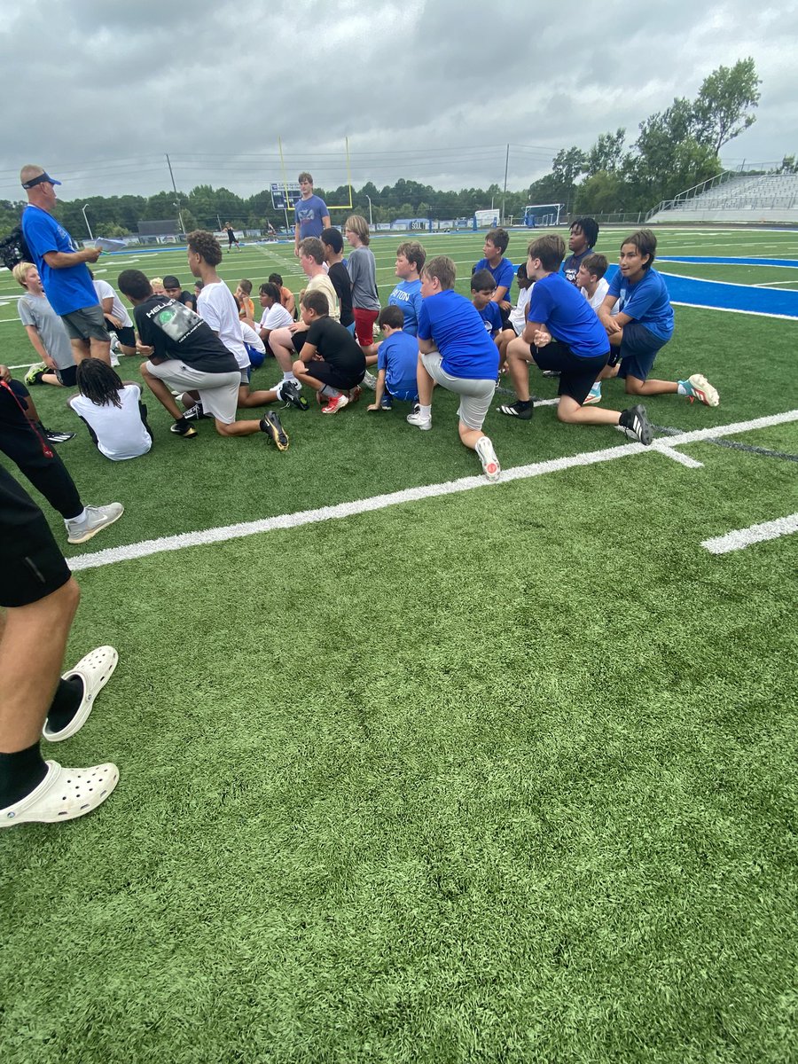 MichaelKing2027's tweet photo. Enjoyed working with the kids for the past 3 days. They are stars in the makings💪🏾 https://t.co/hjxfDGyvey