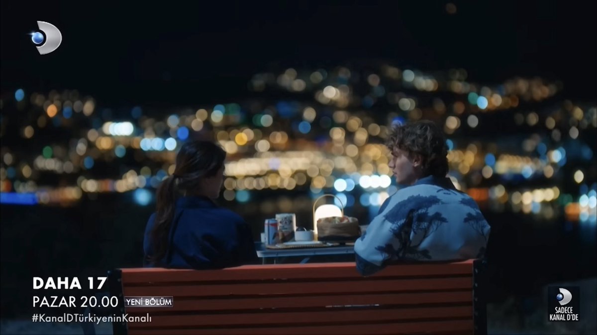 lidasu_'s tweet photo. Deniz kendini yalnız ve sevilmemiş hissettiğinde Teo'nun her zaman orada olup onu bekliyor ve ona bakıyor. Umarım itiraf sahnesi bank sahnesinin ardından gelir https://t.co/GhVW7zPelH