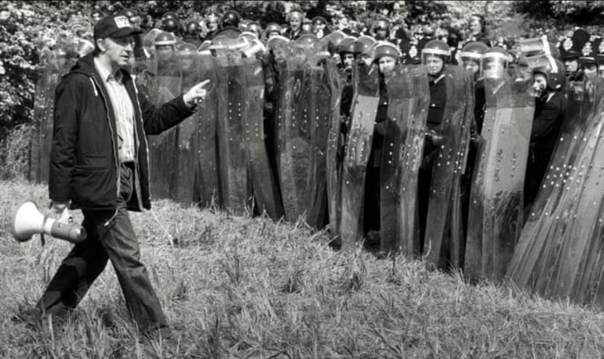 soclp_uk's tweet photo. “I have always maintained that those who term the Miners' Strike a defeat, are totally stupid. They don't understand the nature of politics. It's like suggesting that because Jesus Christ was crucified, he failed. The struggle itself was a victory. We took on Thatcher and we electrified the entire Trade Union Movement. If we had been supported by some of our own, we would have crushed that government, but as it was, we came close and proved how powerful the working class can be.”
Arthur Scargill January, 2005