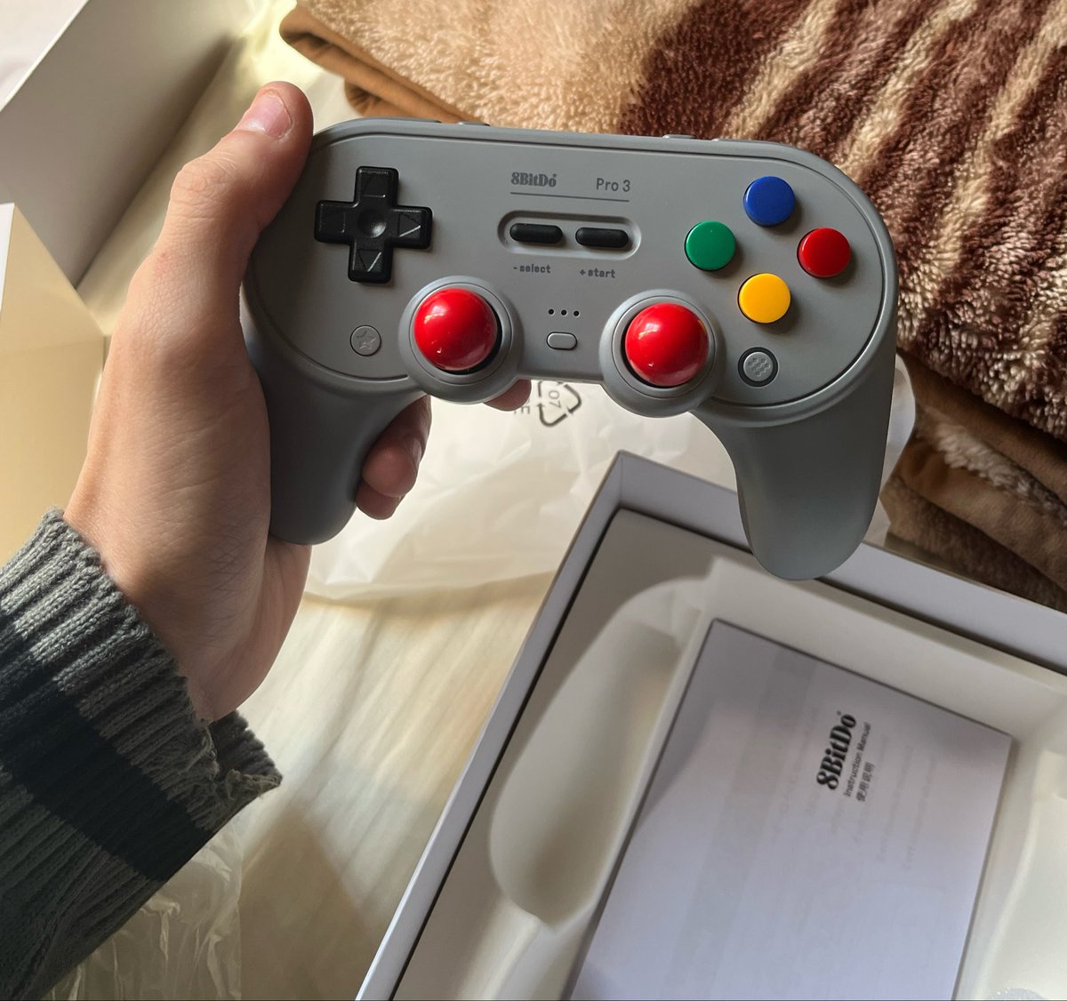 shakiehs's tweet photo. mimo de hoje diretamente do grupo de ofertas do rei nintendista @danielreen <3 no precinho e entrega rápida! ele faz tudo, gente, não tem jeitooo https://t.co/SkqrS7A3N6