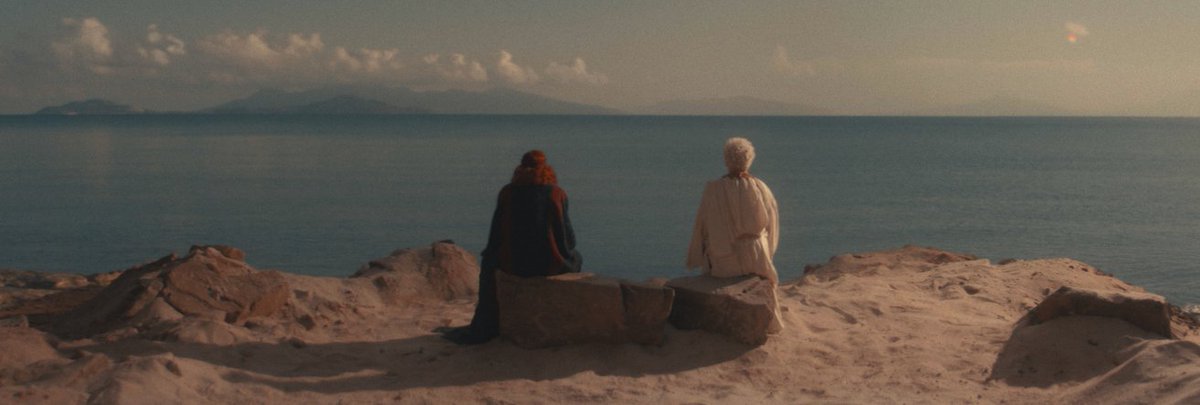 ichifangirl's tweet photo. What if I say that Land of Uz have more significance to me than 1941? 😭😭😭😭 Dont get me wrong I LOVE 1941 cuz that shit is so romantic but Land of Uz is literally the moment of inflexion for both of them and for their relationship. From feeling lonely to have each other https://t.co/xCCW9e6Num