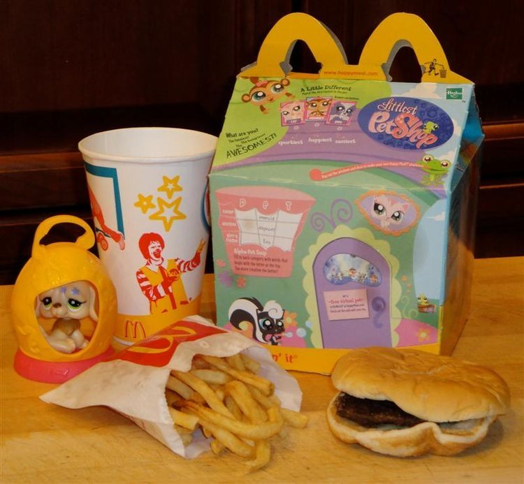 madeofcandyy's tweet photo. These were the absolute peakest prime moment ever of happy meals ngl https://t.co/vdA3UkY2Rr