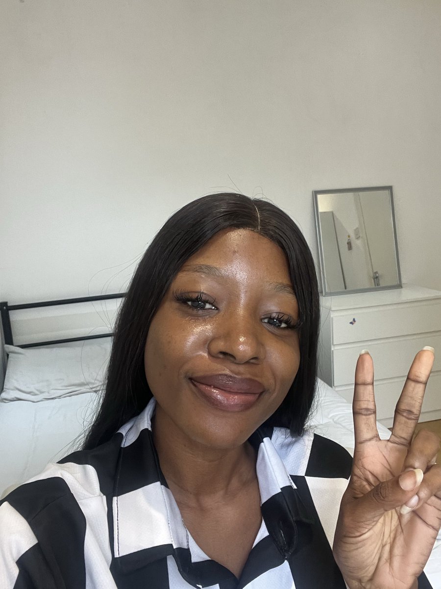 Stephanie_Kare's tweet photo. Proof of life and building in silence and in volumes♥️✌🏽

#WEXTechWeek #TradigitalArtist #VisualArt #TechSheCan #UnitedKindgom https://t.co/ELJYk7e95t