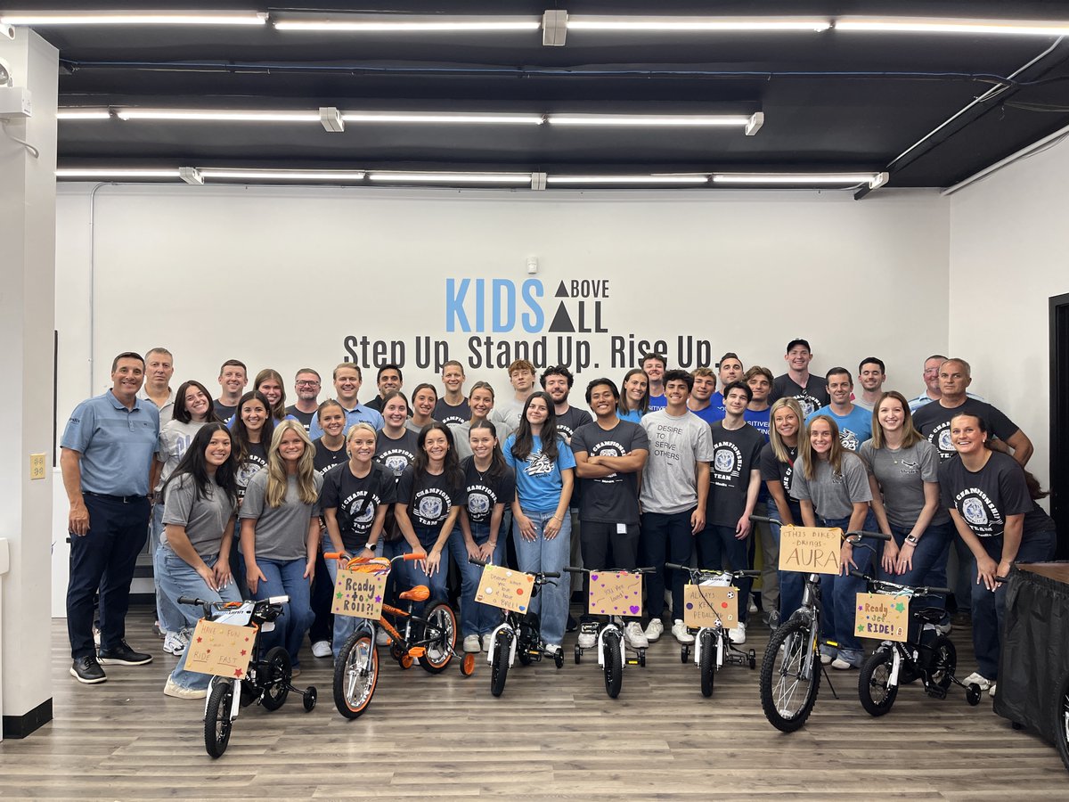 KAAIllinois's tweet photo. Kids Above All is grateful to have had our new partner, @medixteam, stop by to put together 45 bikes for our #fosteryouth to enjoy this summer.
Thank you to #Medix for their volunteer work, and to @fosterlove for connecting this amazing team with Kids Above All! https://t.co/Qljyn2mdSK