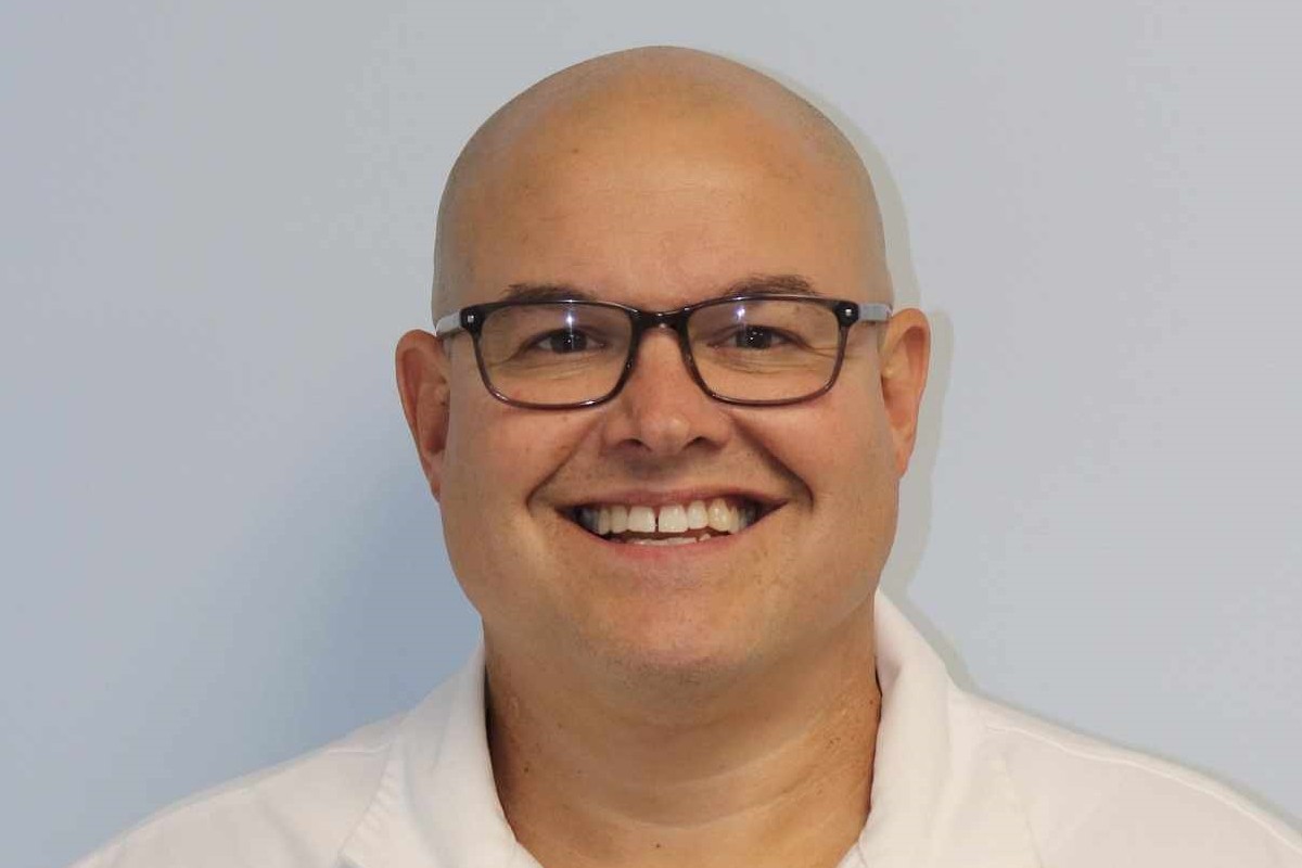 Inspirery's tweet photo. Jason James - Instead of accepting a future limited by pain, I chose to dedicate my career to helping... https://t.co/o6Q2RxsWEq https://t.co/DpduubJsew