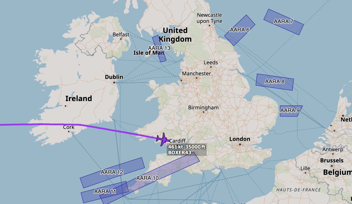 ArmchairAdml's tweet photo. #USAF United States Air Force - VIP Movements

Boeing C-40 Clipper 1x
#AE11FA 02-0203 - BOXER 43

BOXER 43 inbound London Stansted Airport from Andrews Air Force Base.

@MATA_osint https://t.co/qHYx64Q3mz