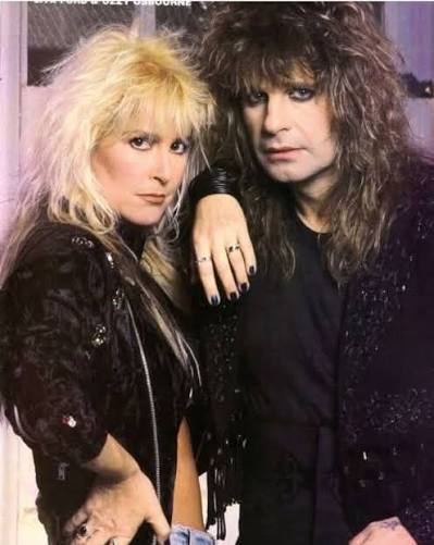 ProyectoBrit2's tweet photo. Vamos con más de los 80s...
Lita Ford 🏴󠁧󠁢󠁥󠁮󠁧󠁿 &amp; Ozzy Osbourne 🏴󠁧󠁢󠁥󠁮󠁧󠁿
Close My Eyes Forever (1989)
-Glam Metal
-El 3er Sencillo de su 3er Album como Solista "Lita" de 1988
-N°47 su Sencillo y N°58 su Album en UK 
https://t.co/RxV9qjZ8r9 https://t.co/ItWHLQEE8A