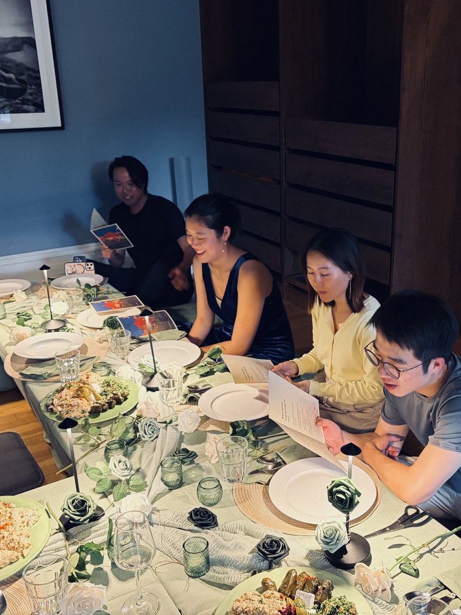 iris_y_meng's tweet photo. Building a company is hard.

Feeling like you’re the only one going through it is even harder.

Last night reminded me how much changes when founders have a room where they don’t have to perform.

One honest story turned a room full of strangers into friends.

Grateful to @ashlynnpolini and @clerk for believing in founder communities.

Village 01.
See you at Village 02. 🤍