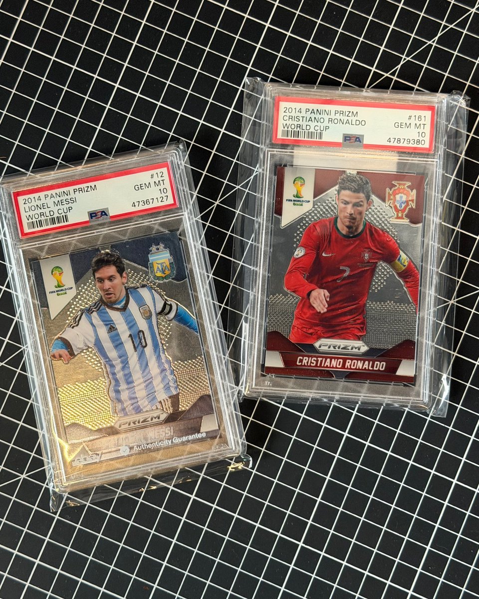 Trovexyz's tweet photo. 🐐 GOAT GIVEAWAY 🐐

We’re giving away a FREE PSA 10 Messi card to one winner and a FREE PSA 10 Ronaldo card to another 👀

To enter:
• Like this post
• Follow @TroveXYZ

Bonus:
• Retweet for an extra chance to win

That’s it. Good luck! https://t.co/pT8G6uhdeJ