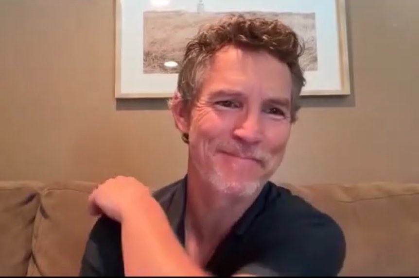 jojorbbit's tweet photo. new shawn content oh my god https://t.co/TFVYZRiUJN