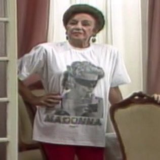 confessionsmode's tweet photo. @WW16245549 @EnzoGrantCarter "'Cause everybody's living in a material world
And I am a material girl
You know that we are living in a material world
And I am a material girl"

Se isso é uma crítica, ela falhou miseravelmente em ser irônica. Imagina ser fã e dizer amém a tudo o que artista diz/faz https://t.co/TZ25td7nZZ