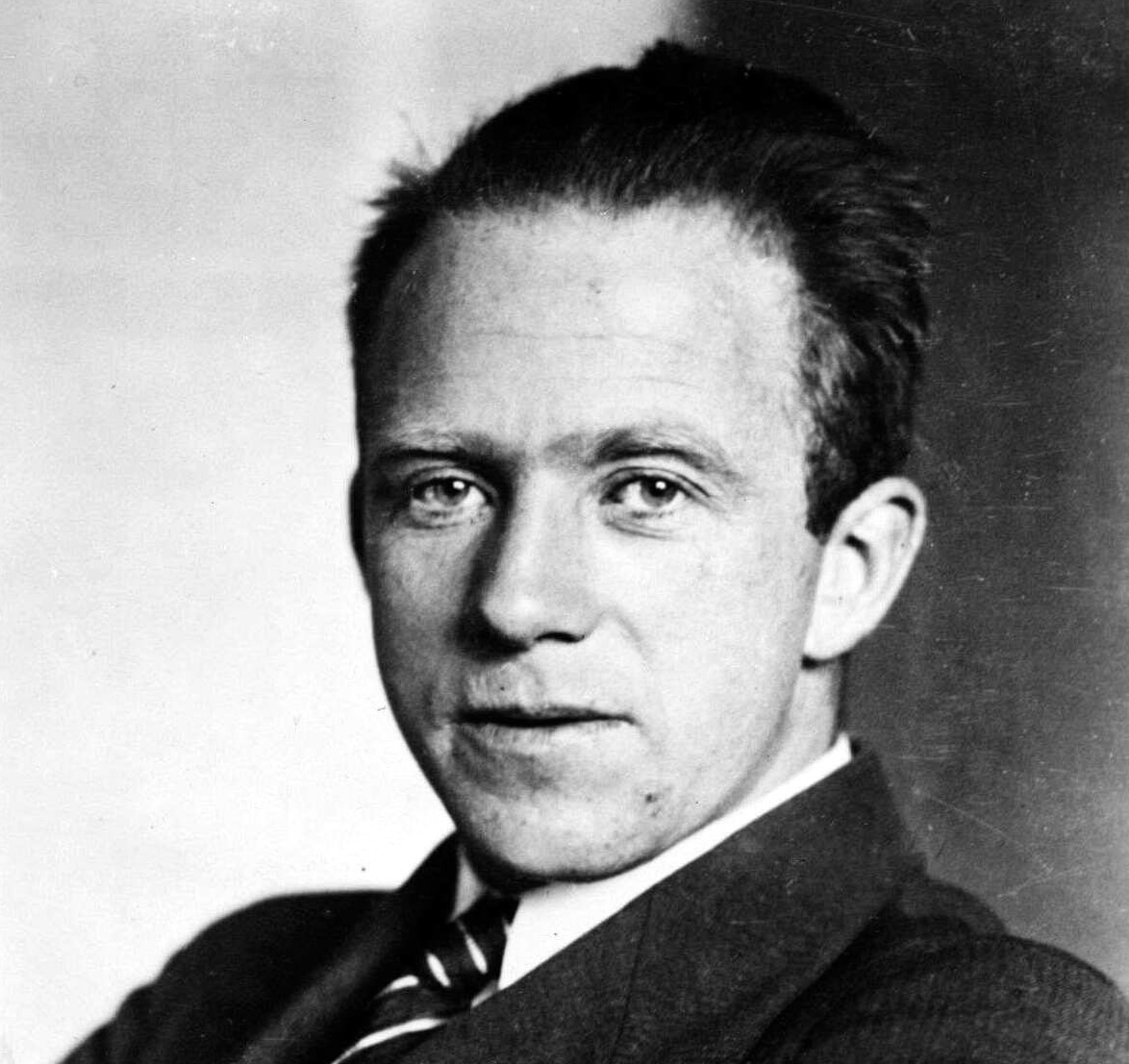 KnowledgeArchiv's tweet photo. "The first gulp from the glass of natural sciences will turn you into an atheist, but at the bottom of the glass God is waiting for you."

— Werner Heisenberg https://t.co/WWDpD099EN
