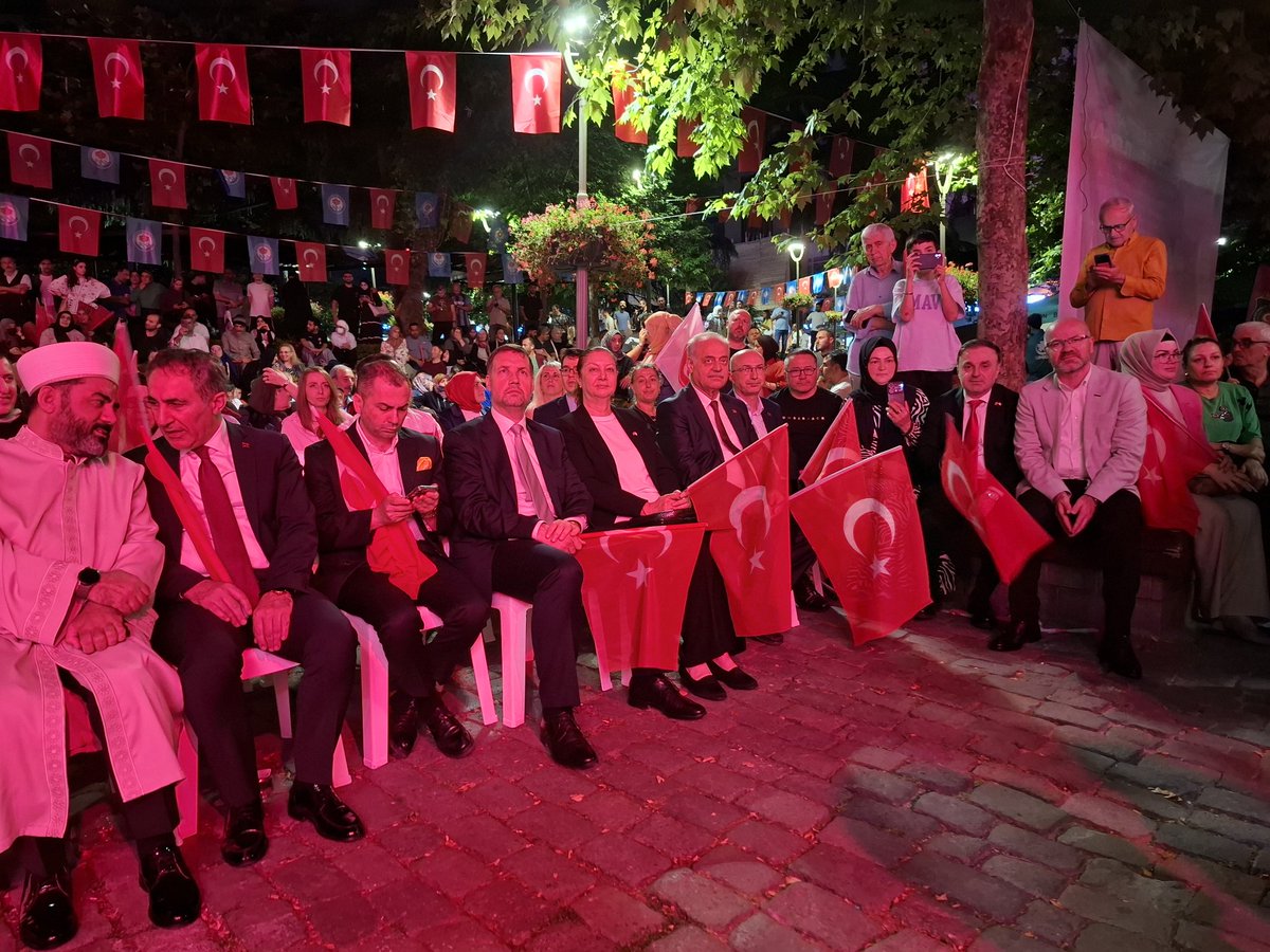 TrabzonMUSIAD's tweet photo. Trabzon Valiliği tarafından düzenlenen 15 Temmuz Demokrasi ve Milli Birlik Günü Anma Programına Şube Başkanımız Mesut İskenderoğlu katılım sağlamıştır.
#MUSIAD
#gencmusiadtrb
#avmesut https://t.co/jQeMaCojug