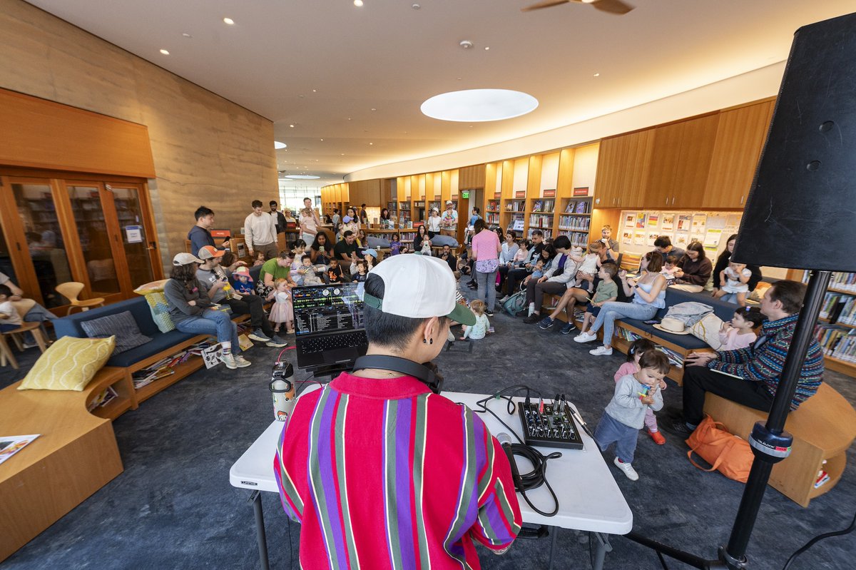 SMCLibraries's tweet photo. POV: You attend a rainbow baby rave at the library. 🌈 ✨

Missed the party? No problem. We have two more baby raves coming up on July 19 at our Foster City and Millbrae libraries! 🪩

https://t.co/2EUbmjbgm8 https://t.co/xMjaOX36VK