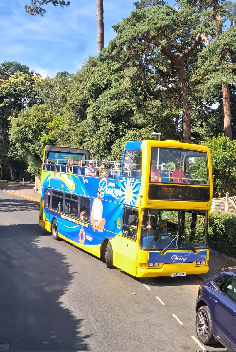 Ste_Jones75's tweet photo. Beach Breezer by morebus. 
Volvo B7TL East Lancs Vyking, 1913 - YBZ 224. 
6/7/26. https://t.co/SNBCRrx18O