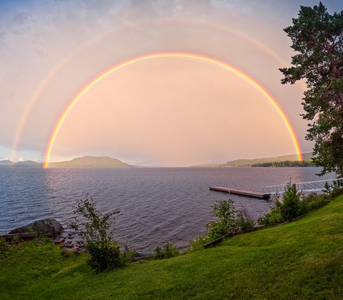 GoPro's tweet photo. Photo of the Day: Summer thunderstorms have their perks 🌈 🌈
🏆 $100 GoPro Award
📷 Mark Tenerowicz
#GoPro #Rainbow #DoubleRainbow #Maine https://t.co/gAVlURAv3k