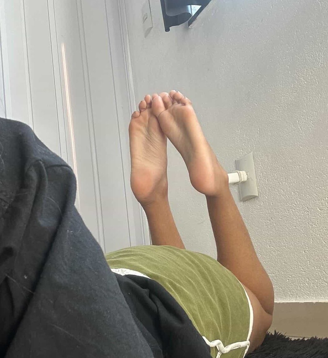 hypnoticsinner's tweet photo. chama dm pra ver oq esses pezinhos são capaz de fazer (telegram na bio)#pack #feetpics #soles #nsfwfeet #footfetısh #vendopack #pes https://t.co/0z3VsRQPYg