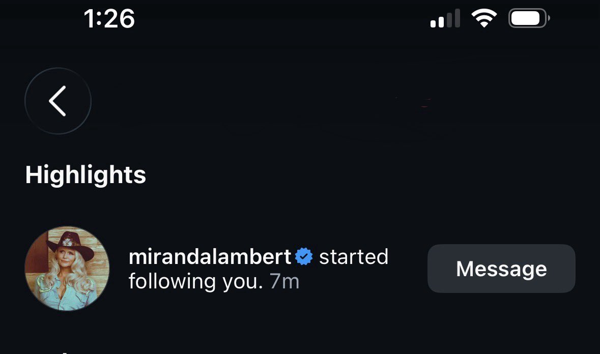 Miranda19963148's tweet photo. So this happened on Instagram and I low-key think I’m dreaming https://t.co/8q2gn8XwDr