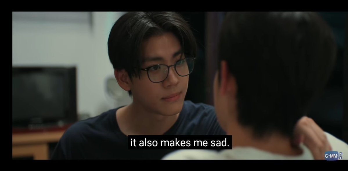 Emergencyrant's tweet photo. Ko song comforting som, he is also anxious about future and not seeing his bf but he doesn't plan parting away
TONSOM 10TH EPISODE
#WhenOrangesFallEP10 https://t.co/7ok3nve5od
