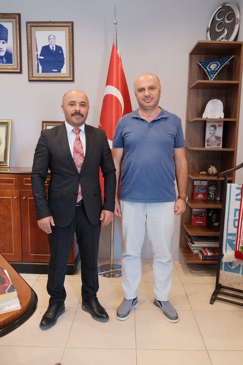 Sarkisla_mhp's tweet photo. Kızılırmak Gazetesi imtiyaz sahibi Sn. Mehmet CANİKLİ'ye nazik ziyaretleri için teşekkür ederiz. https://t.co/T4bg73AfGB