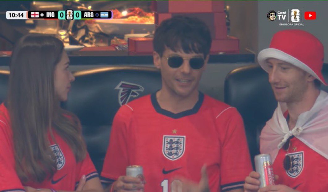cleytu's tweet photo. que o Louis dê sorte pra Inglaterra amém https://t.co/w0Cla4BvfB