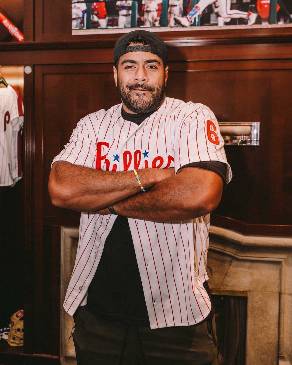 Mitchell & Ness tweet media