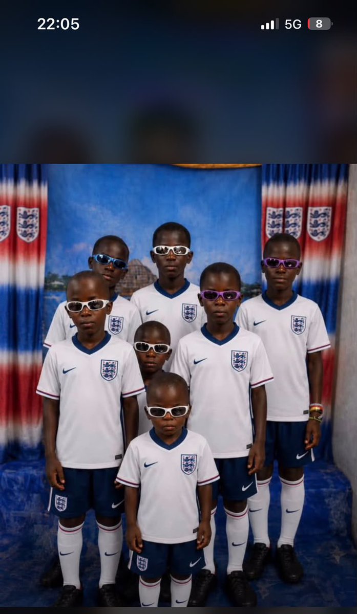 IbrahPuzzle's tweet photo. It’s coming home… come on @England https://t.co/HuuaOa1a0K