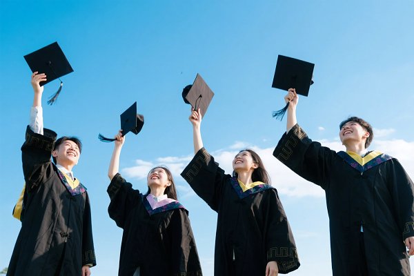 my105_BBA's tweet photo. Today we flip the tassel, leave the campus corridors behind, and step into the next chapter—thank you for every laugh, late-night study, and all the support. Grad 2024, we did it! https://t.co/inJ0MxBEoi