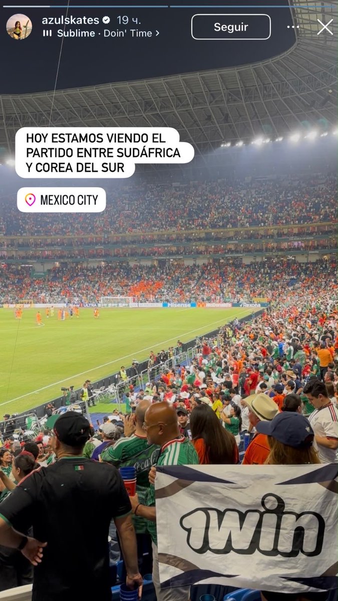 termoderiver's tweet photo. El Mundial no es solo lo que sucede dentro del campo 🌍⚽

En diferentes estadios y ciudades, cada vez más hinchas ondean las banderas de 1win, convirtiéndolas en parte de la fiesta del fútbol. Desde las gradas hasta las calles, la comunidad sigue creciendo y dejando su huella en el evento deportivo más grande del planeta.

Al ver cómo la bandera de 1win aparece una y otra vez entre miles de personas, queda claro que esta pasión ya cruzó fronteras 👀🏟️💙