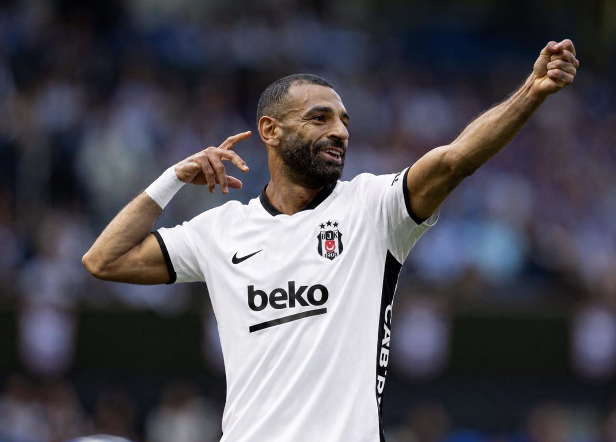 gencsenoll's tweet photo. Sana Beşiktaş’ın sağ kanatı demek istiyorum ya
#SalahBeşiktaşa https://t.co/tR56DTtdXT