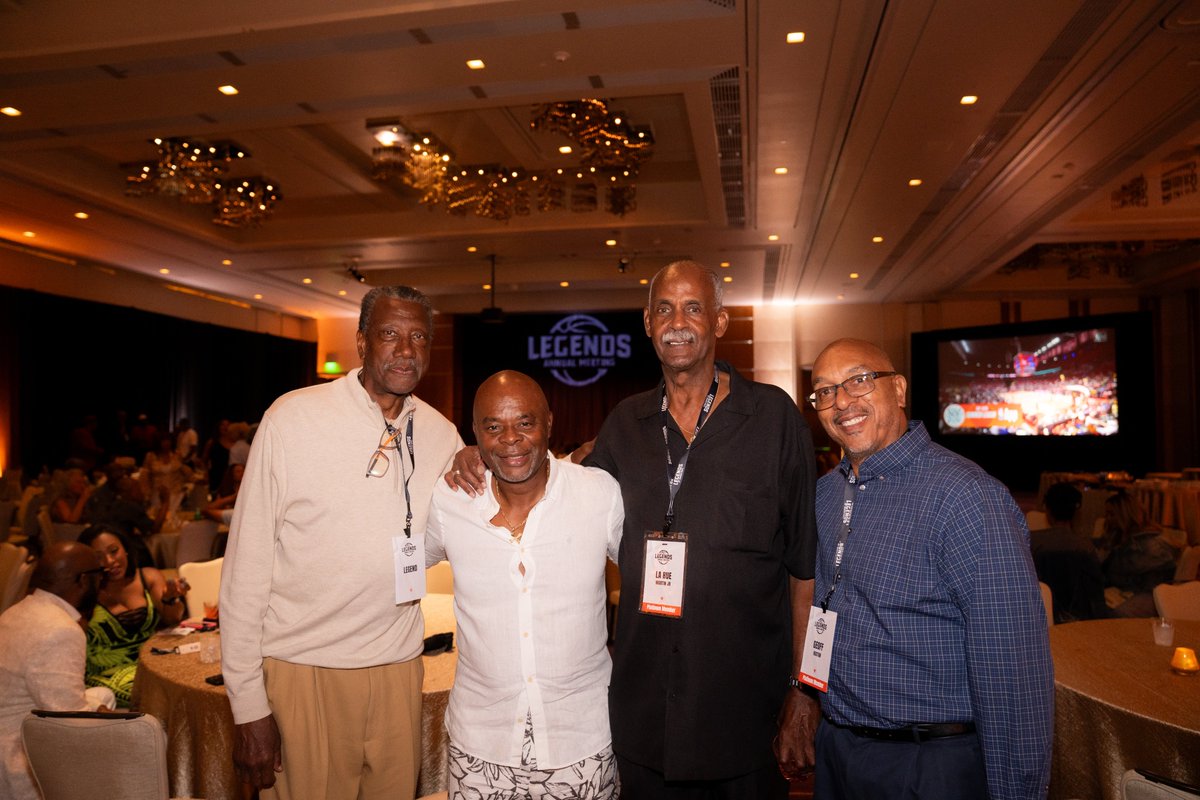 NBAalumni tweet picture