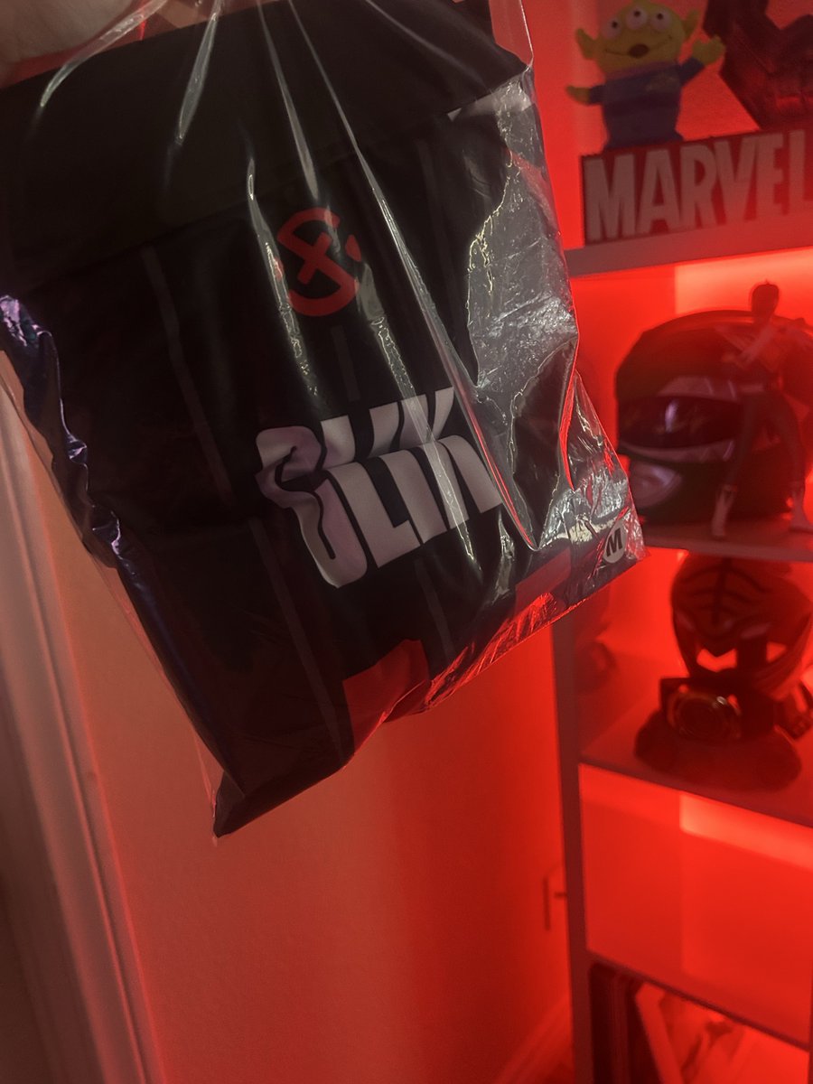 CloakeddHimself's tweet photo. THANK YOU SO MUCH @XSET FOR THE CLIX JERSEY, SO PEAK OMG 🥹❌🔥 #RepTheSet https://t.co/eyddoWJrcu