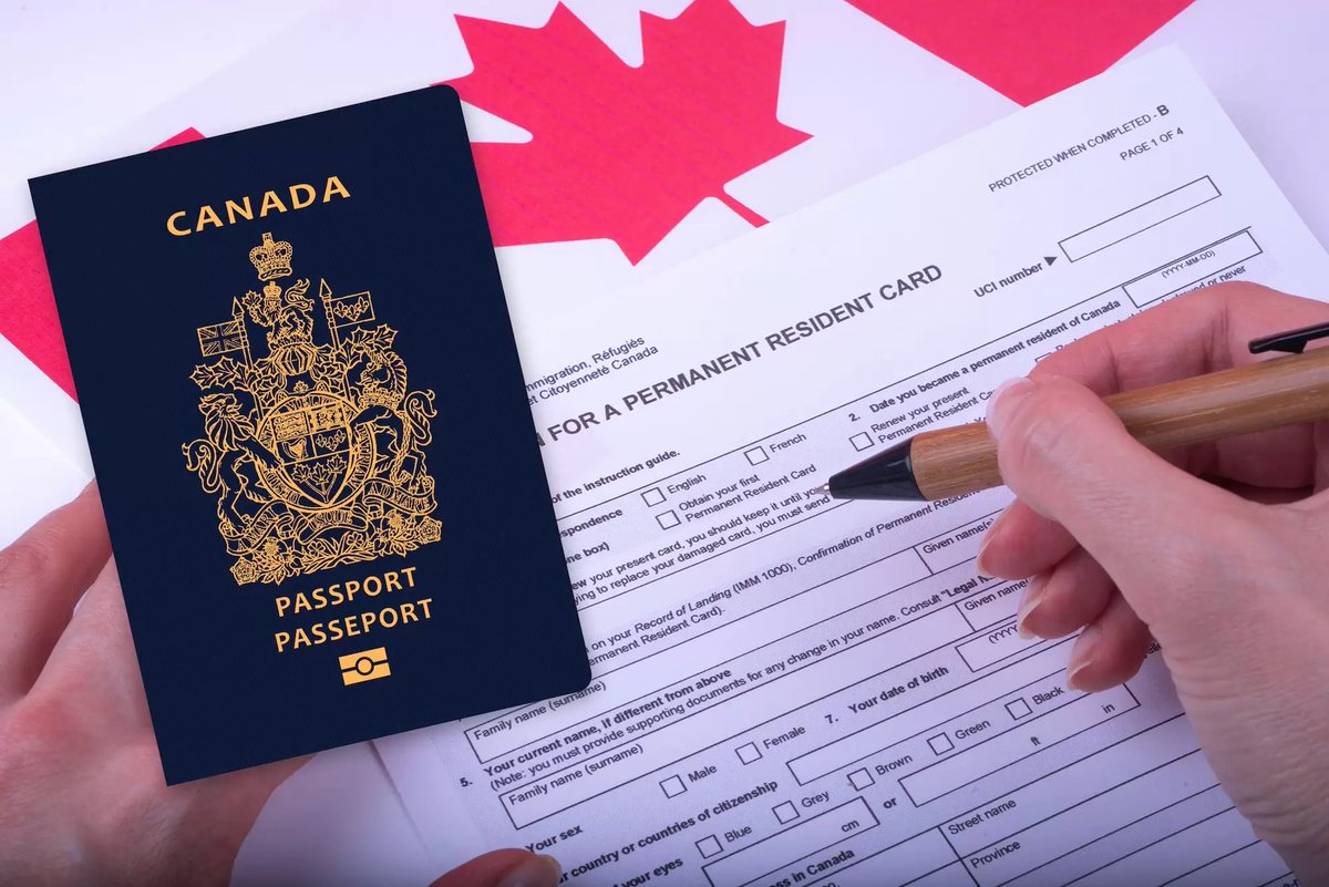 6ixbuzztv's tweet photo. Canada will not accept new applications this year for its parent and grandparent sponsorship program citing a backlog of 60,500 applications and efforts to reduce wait times https://t.co/0erlFaXzfh